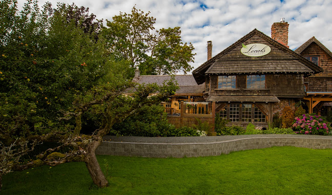 Opinii despre Locals Restaurant în Courtenay - Hospitality and gastronomy