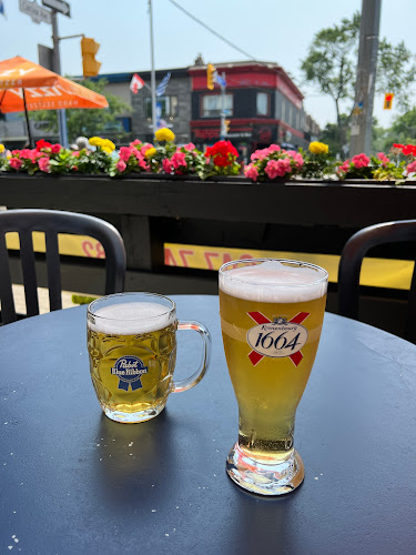 Rivals Sports Pub - Toronto