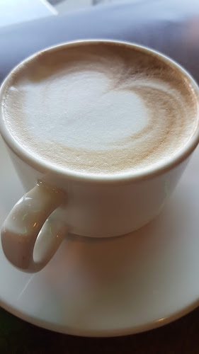 Comentarii opinii despre Beans & Leaves