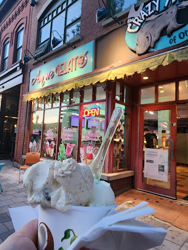 Amore Gelato - Hospitality and gastronomy