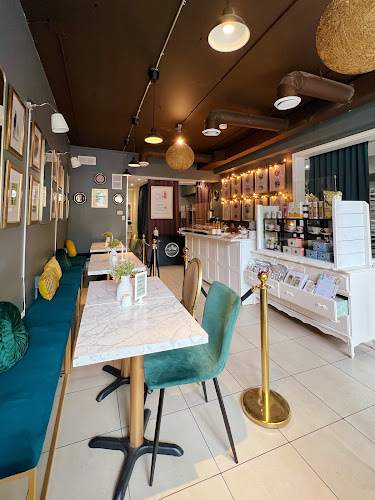 Opinii despre macaronZ în Brampton - Hospitality and gastronomy