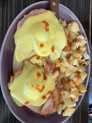 John's Family Restaurant - Brampton