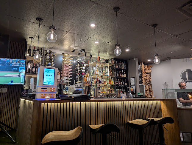 1641 Commercial Dr, Vancouver, BC V5L 3Y3