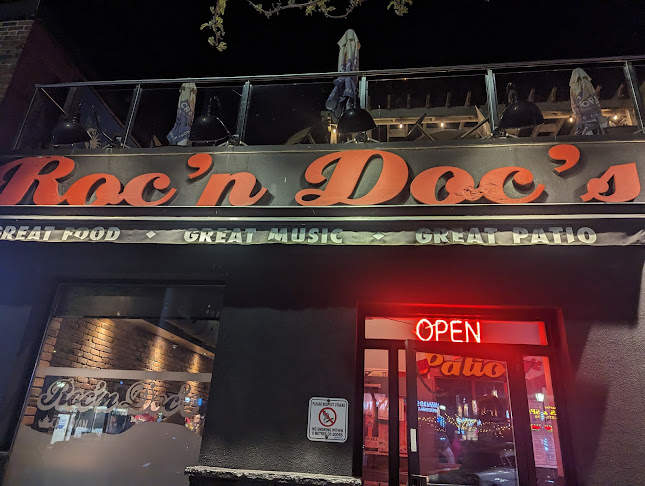 105 Lakeshore Rd E, Mississauga, ON L5G 1E2