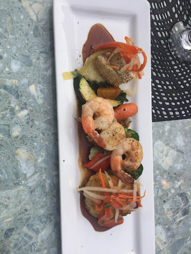 Comentarii opinii despre Locals Restaurant