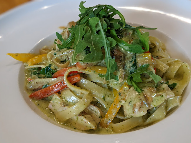 Opinii despre Amici în Pickering - Hospitality and gastronomy