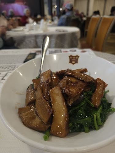 Sun Sui Wah Seafood Restaurant - Hospitality and gastronomy