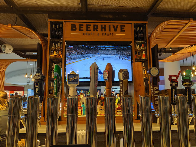 6303 Airport Rd, Mississauga, ON L4V 1R8