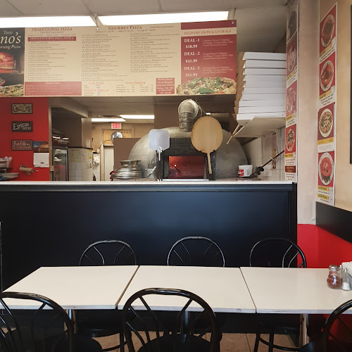 Comentarii opinii despre Dino's Wood Burning Pizza