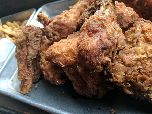 Comentarii opinii despre The Dirty Bird Chicken + Waffles