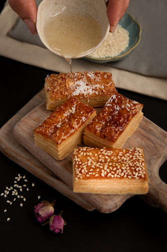 Comentarii opinii despre Minoo Cafe bakery