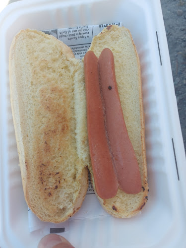 The Beach Hut - Powell River