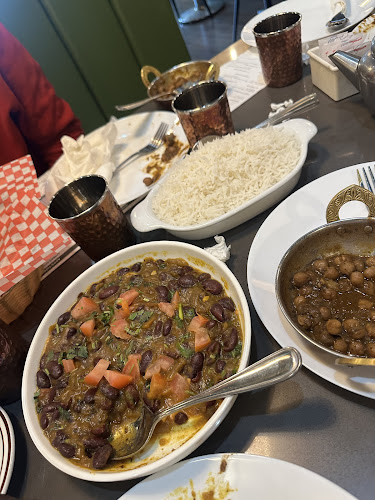 Opinii despre Brar Fine Dining Indian Cuisine în Calgary - Hospitality and gastronomy