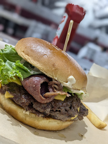 Gladiator Burger Oakville - Oakville