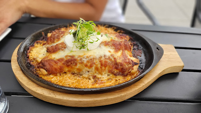 Mesa Fresca Kingston - Hospitality and gastronomy