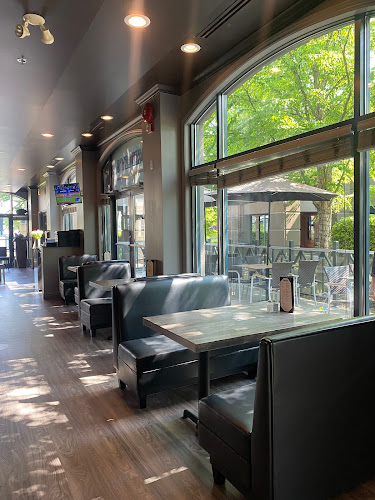 Medley's Italian & Grill - North Vancouver