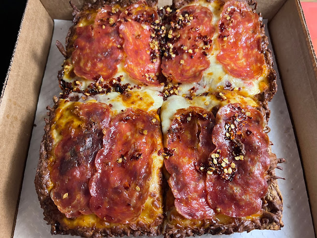 360 Elgin St, Ottawa, ON K2P 1M8