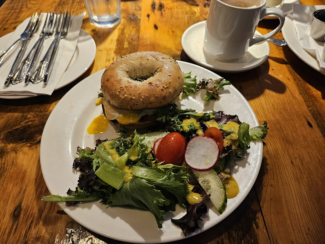 Comentarii opinii despre Leonhard's