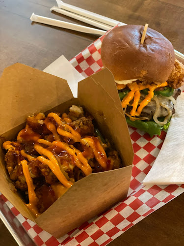 6ixside Burger (Pickering) - Hospitality and gastronomy