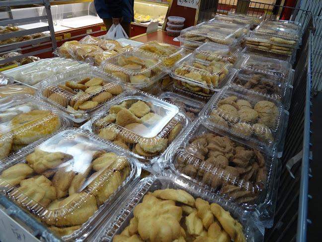 Opinii despre Pine House Bakery 松屋麵飽西餅 în Richmond - Hospitality and gastronomy