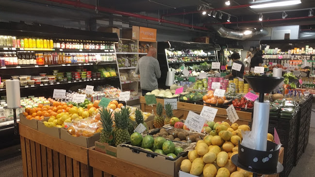 108 W 1st St, North Vancouver, BC V7M 1A9