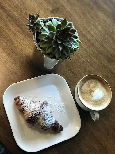 Buka Maranga Cafe & Catering