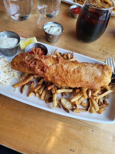 25 W Main St, Welland, ON L3C 1H8