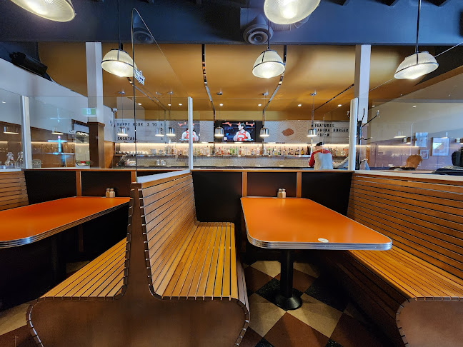 725 17 Ave SW, Calgary, AB T2S 0B6