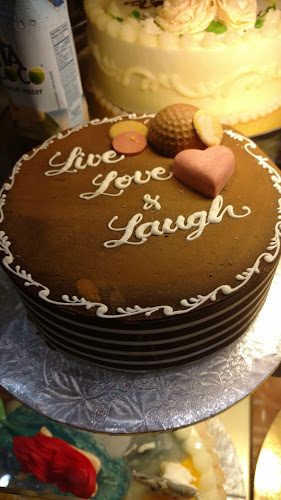 Angel At Aura - Hospitality and gastronomy