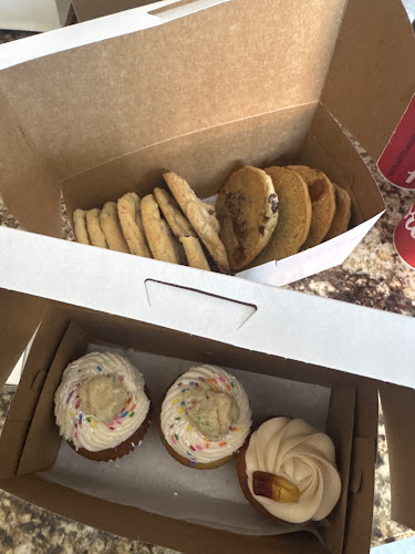 Comentarii opinii despre Milk & Water Baking Co.