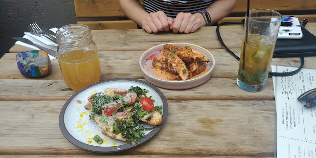 Opinii despre Container Bar în Calgary - Hospitality and gastronomy