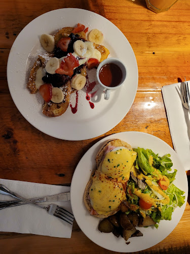 Leonhard's - Hospitality and gastronomy