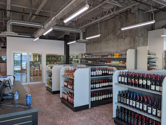 Opinii despre Liquor Union în St. Albert - Hospitality and gastronomy