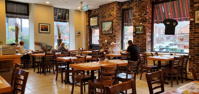 Opinii despre Linda's coffee shop and Restaurant în Charlottetown - Hospitality and gastronomy