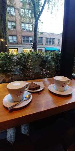 10 Water St, Vancouver, BC V6B 1A4