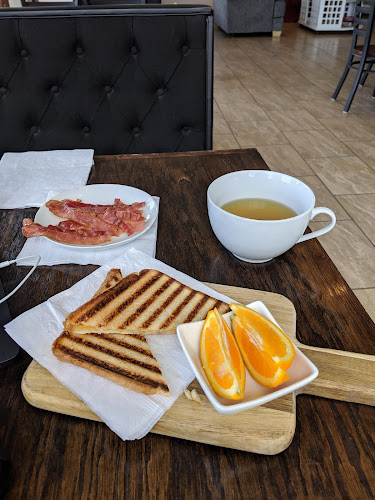 Comentarii opinii despre Element Coffee Bar and Lounge