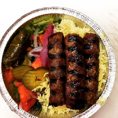 Comentarii opinii despre Shebaz’s Shawarma & Falafel St Thomas