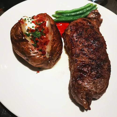 The Keg Steakhouse + Bar - Park Royal - West Vancouver