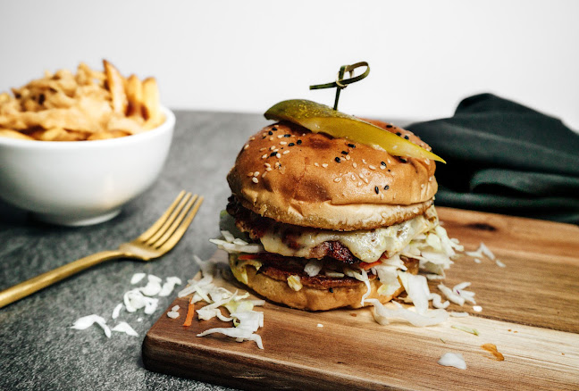 ROMEOs Kitchen + Spirits - Hospitality and gastronomy