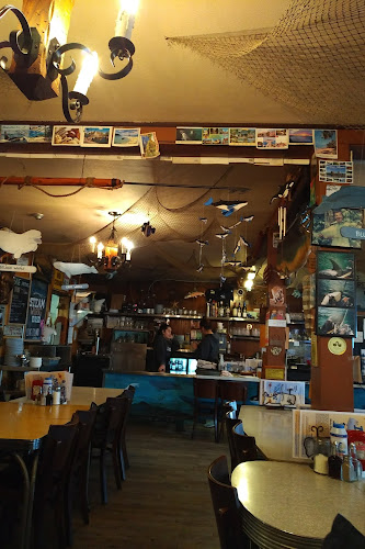 15479 Marine Dr, White Rock, BC V4B 1C9