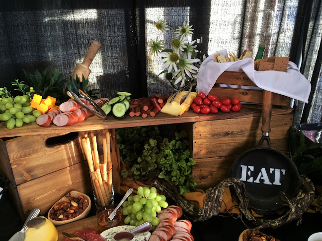 Opinii despre Eat Catering în Red Deer - Hospitality and gastronomy