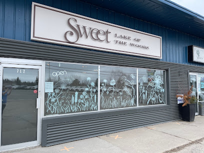 Sweet, Lake of the Woods