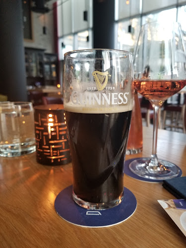 Dominion Bar + Kitchen - Surrey