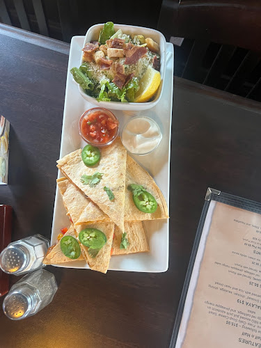 Toad 'n' Turtle Pubhouse & Grill - Calgary