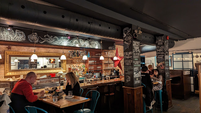 Pearl Diver - Toronto