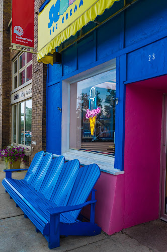 Scooper's Ice Cream Treats - Stratford