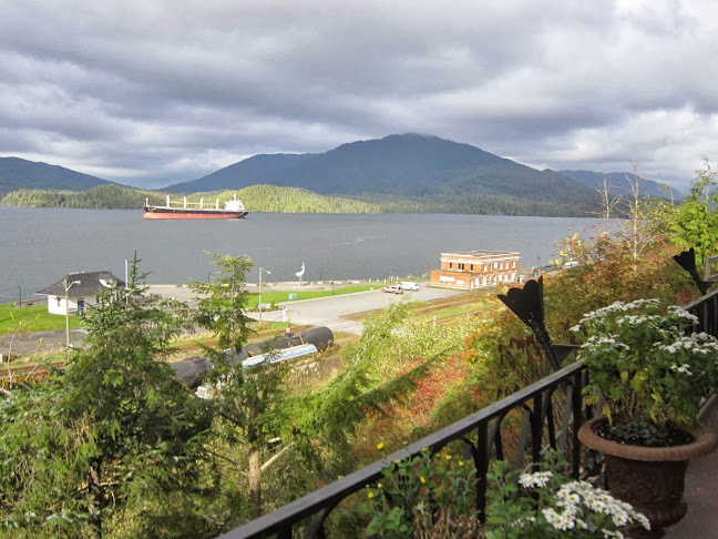 La Gondola Cafe - Hospitality and gastronomy