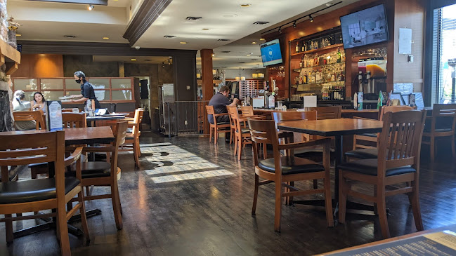 Opinii despre White Spot Metrotown în Burnaby - Hospitality and gastronomy