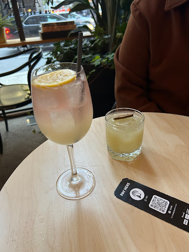 187 Bay St., Toronto, ON M5L 1G5