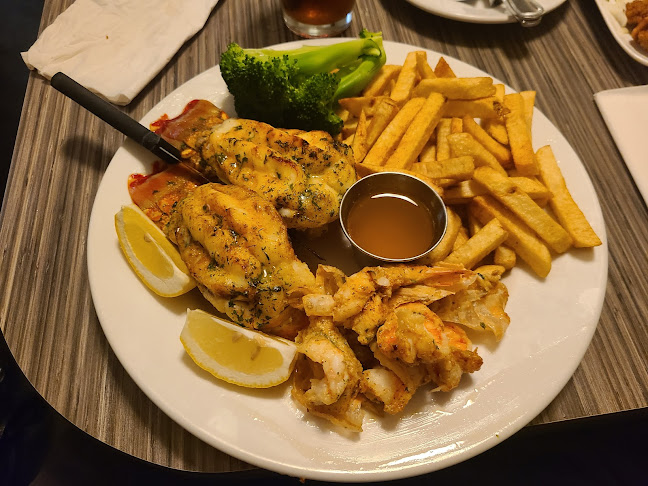 20511 Douglas Cres, Langley, BC V3A 4B6